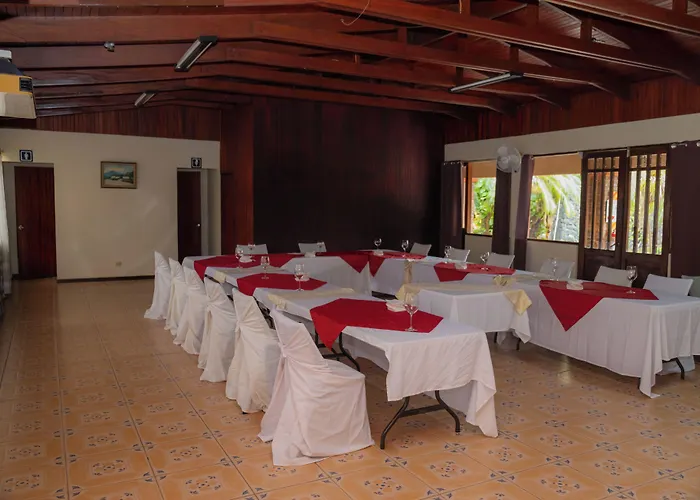 Hotel Espuelas, Bar&restaurant 3*