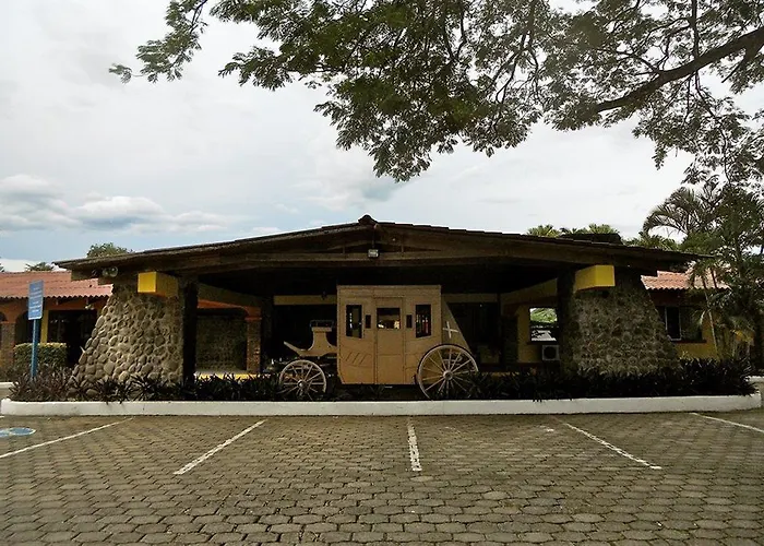 Espuelas, Bar & Restaurant Hotel
